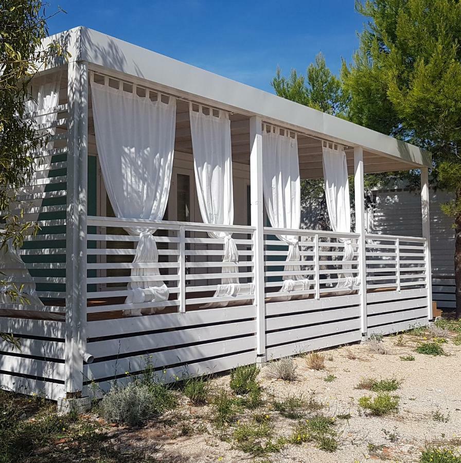 Mobile Home Pearl Of Murter Jezera Esterno foto