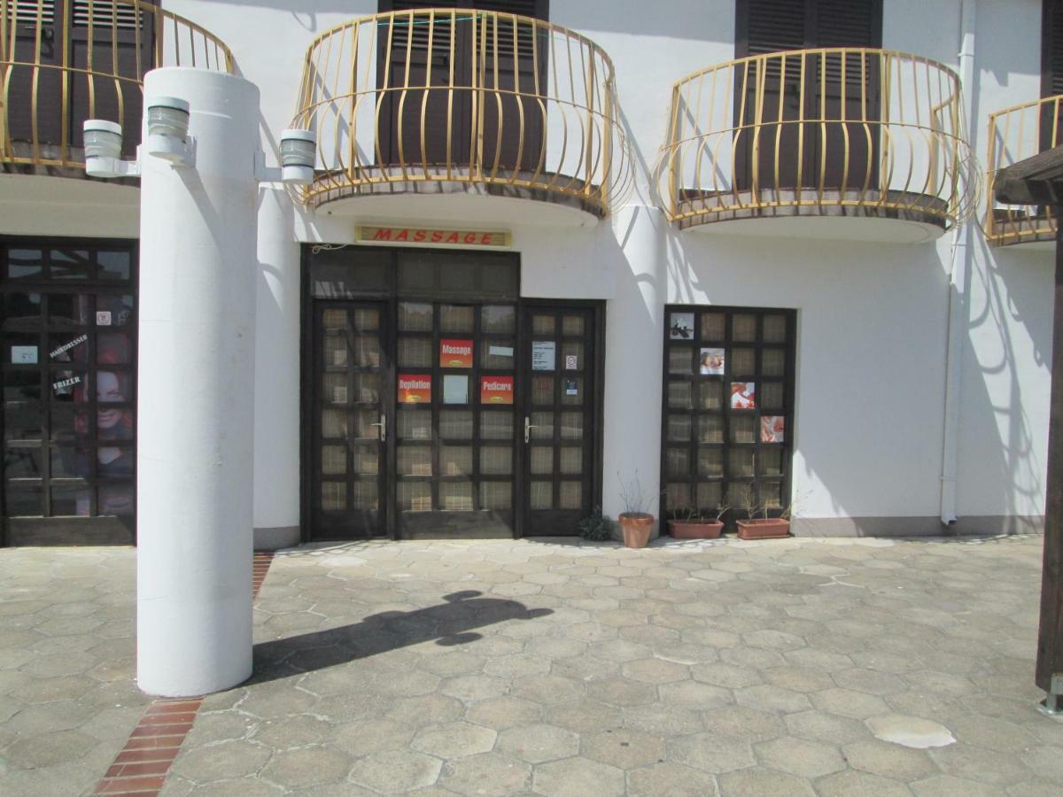Mobile Home Pearl Of Murter Jezera Esterno foto