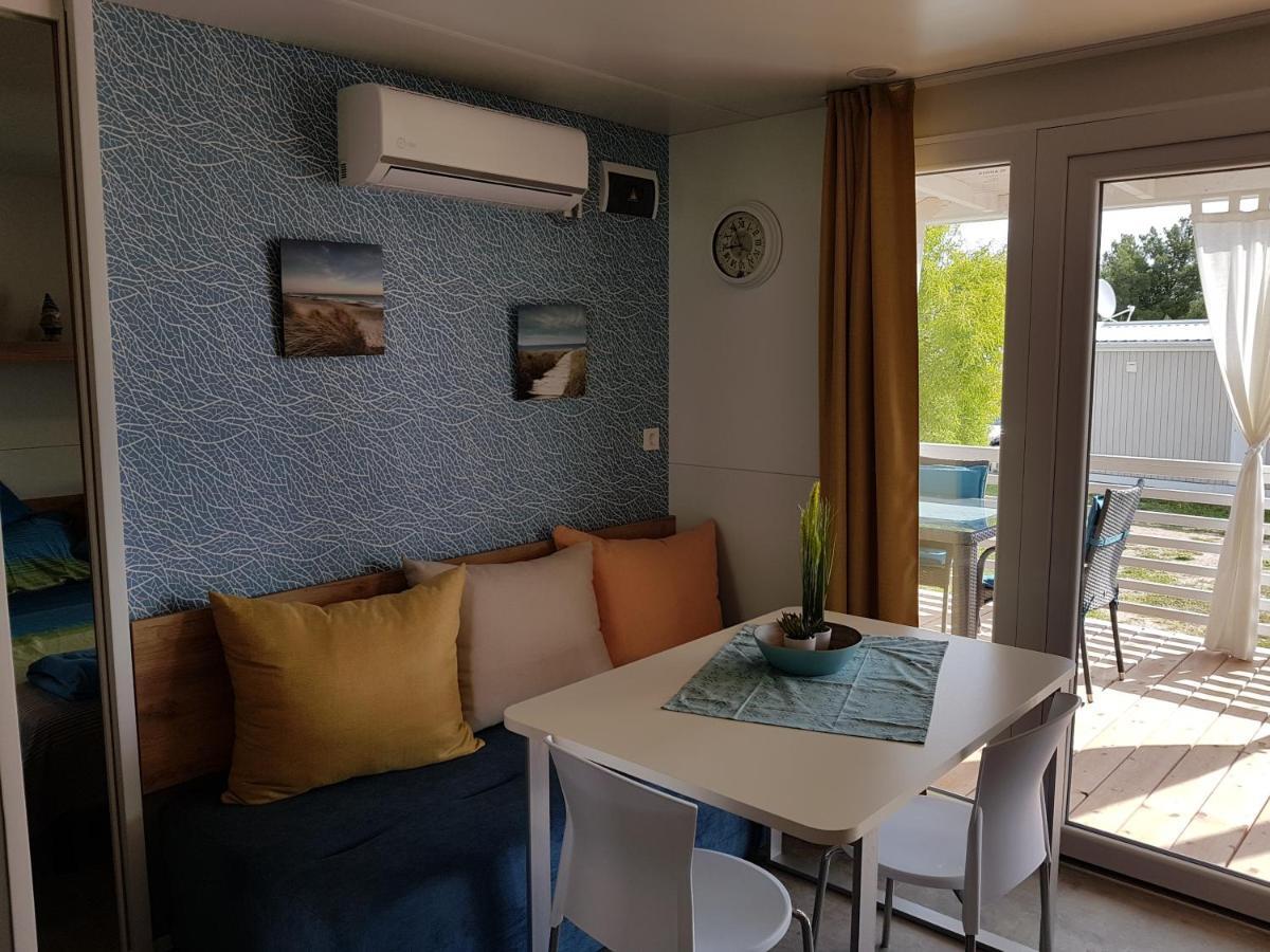 Mobile Home Pearl Of Murter Jezera Esterno foto